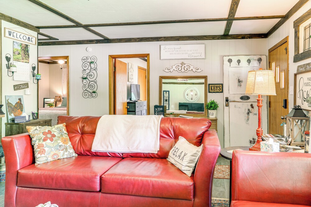 < 1/2 Mi to Lake: Secluded Gem in Cherokee Village