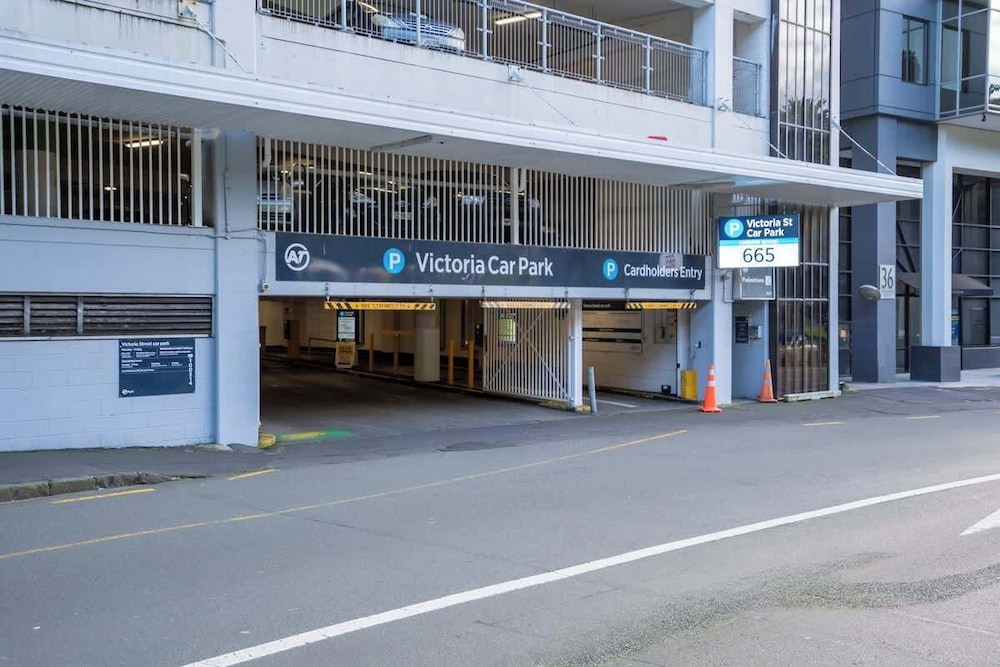 Cosy CBD Loft Walk to Dining+Shopping Zodiak Stays