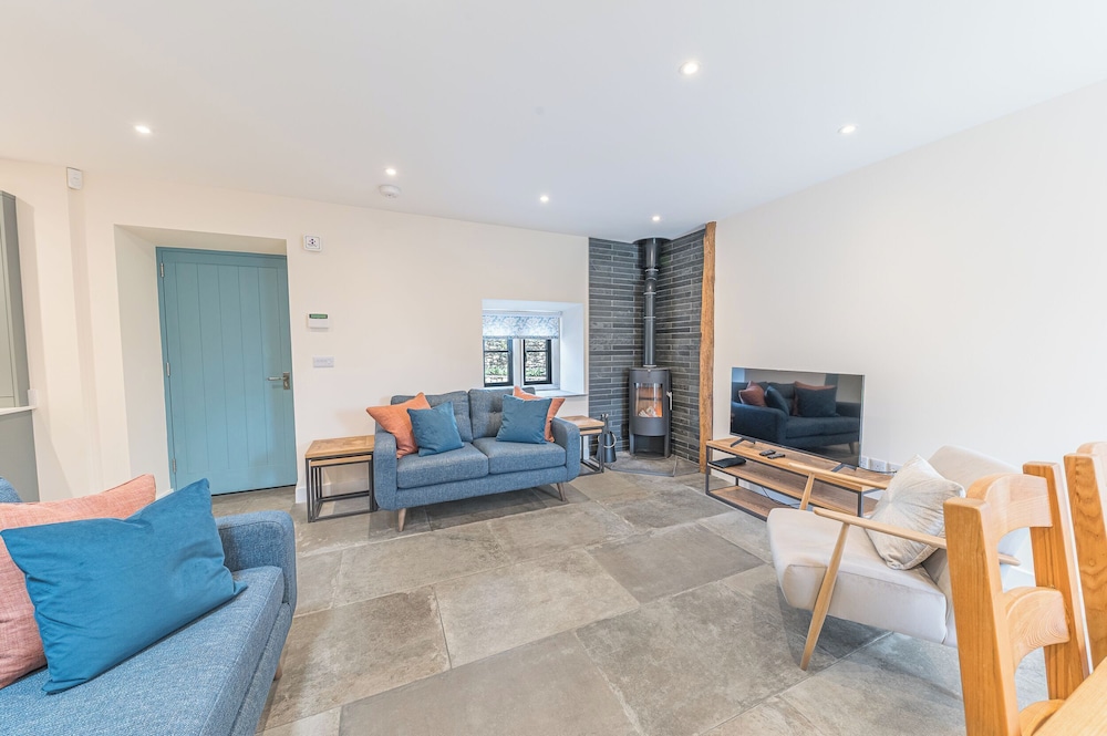 No 2 The Coach House