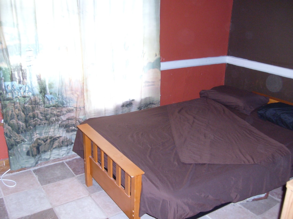 Athens Vacations - Nelsonville Hotel - Hostel - Property Image 4