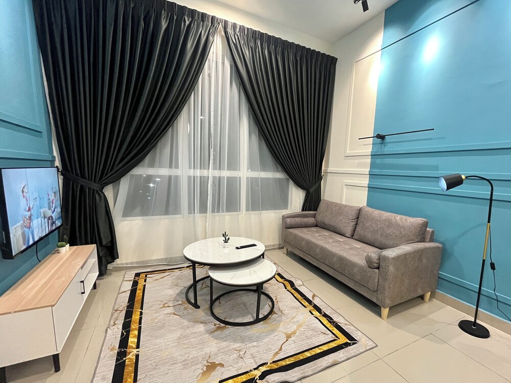 Amber Cove Melaka by Manhattan Group