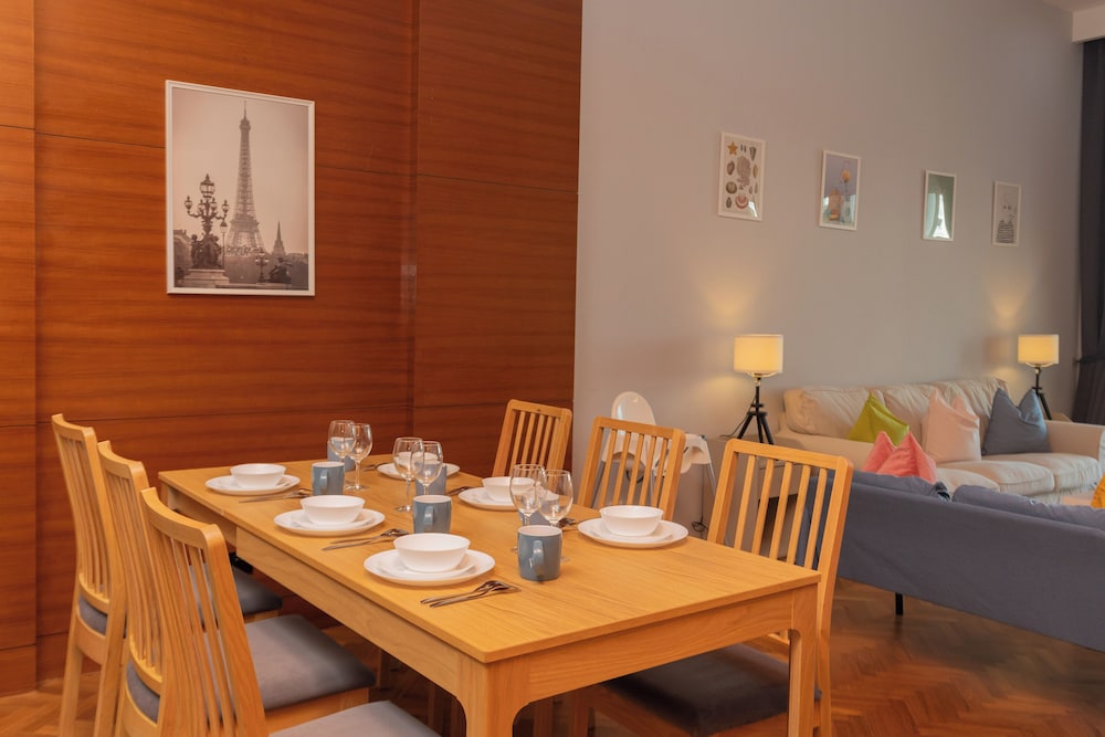 Straits Quay Waterside Suites