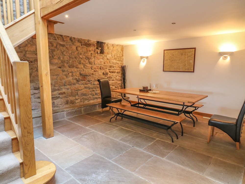 Swallow Barn