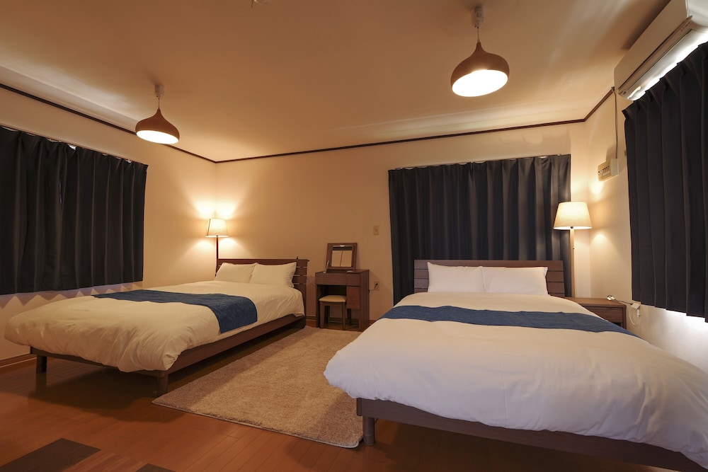 Maru House view 3