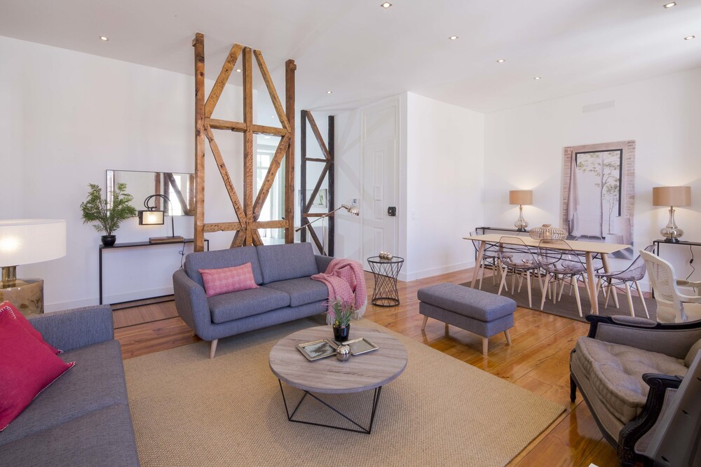 Bairro Alto Apartments by linc