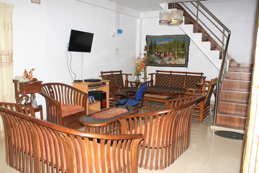 Kandy Shady Trees Villa