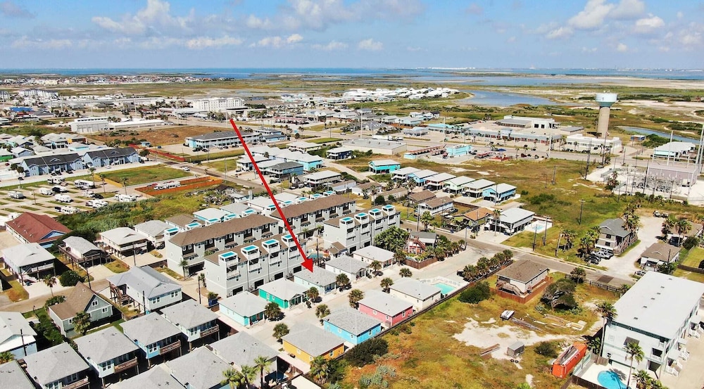 Family-friendly Beach Home w/ Pool, Porch + Beach Access Surf Station by Avantstay