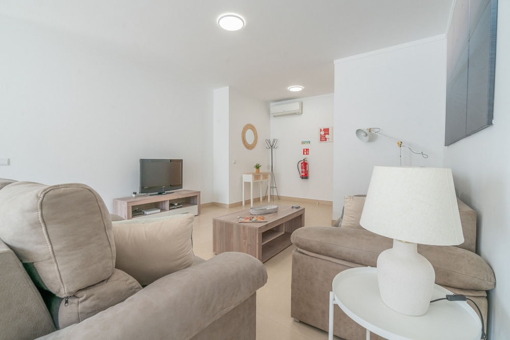 Tavira BAY 3 With Pool by Homing