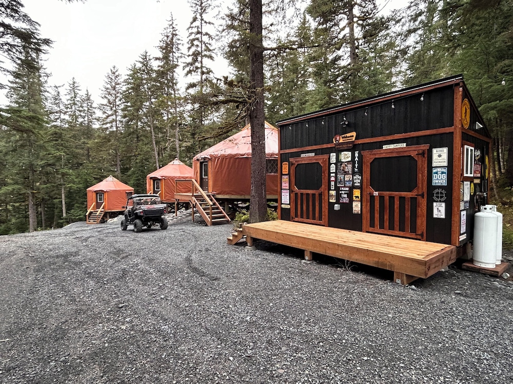 Safari Lodge Adventure Camp