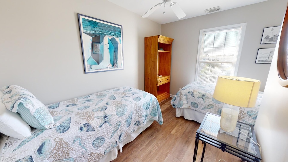 Dolphin Watch Tybee Vacation Rentals