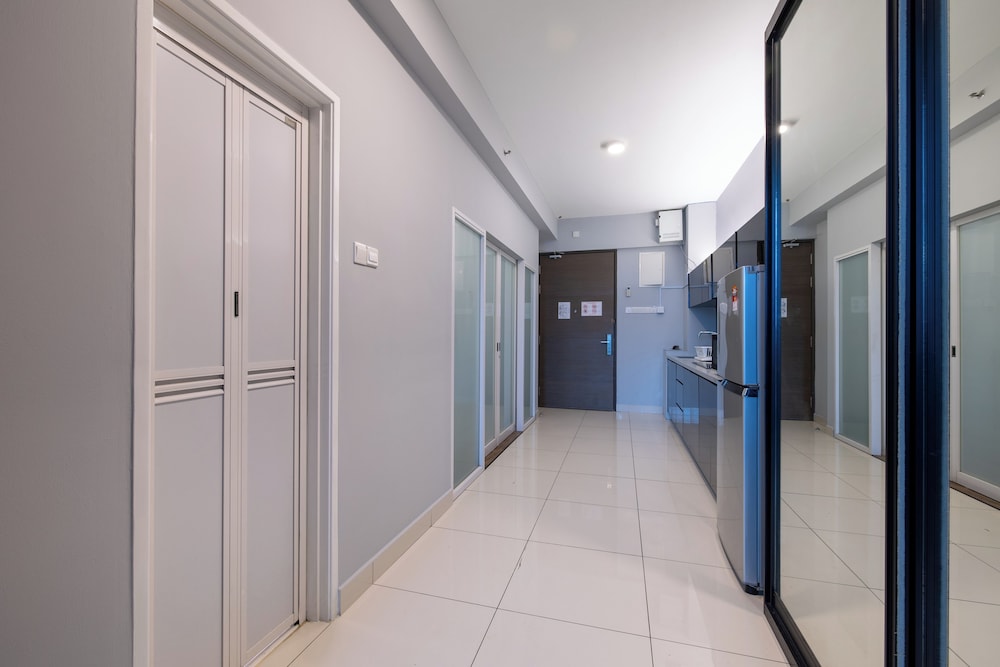 Maritime Suites by The Only Bnb photo 7
