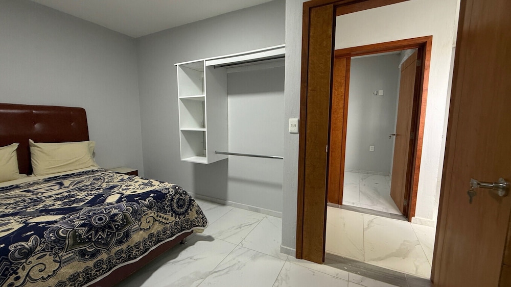 Residencia Gran Coyula Orange 512B