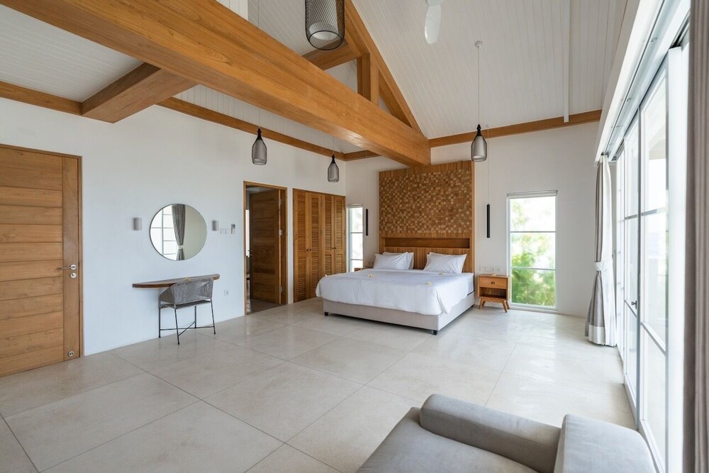 Nalas Villa