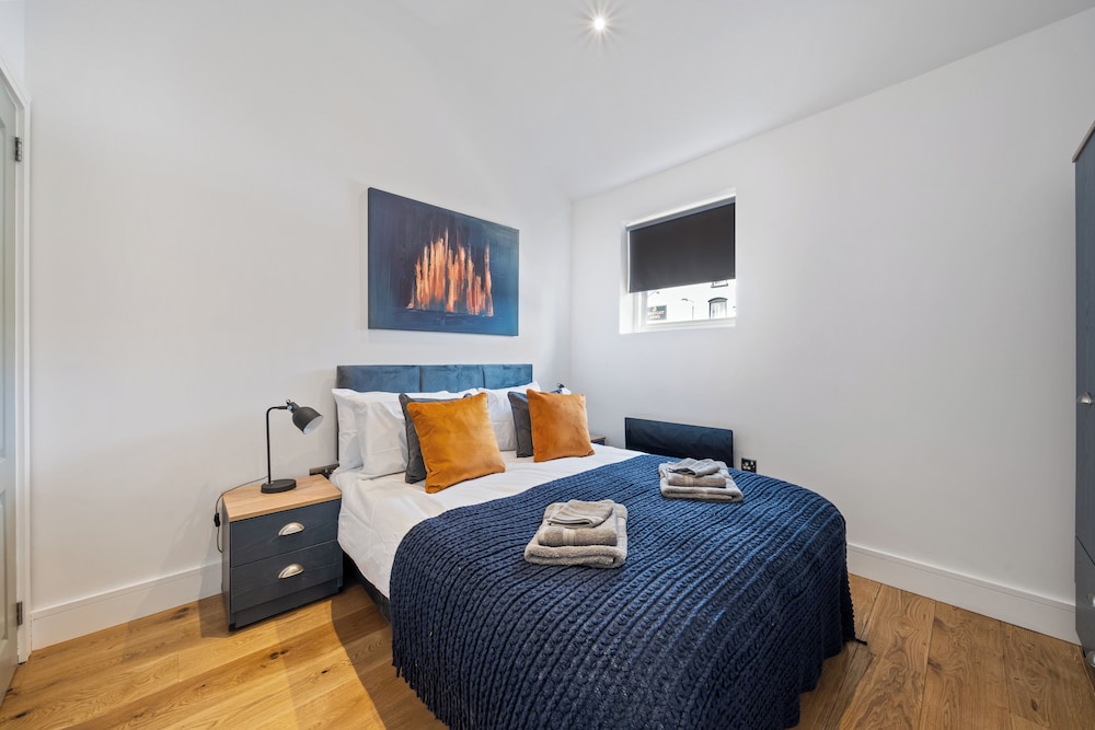 Sebright House