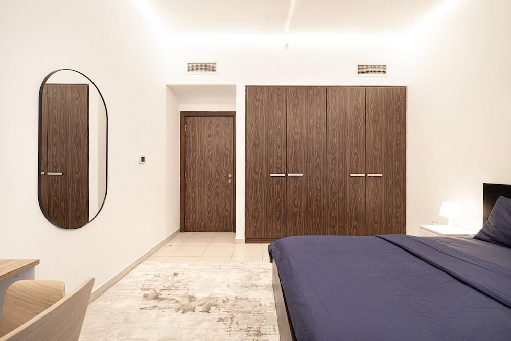 Next'House - Business Boulevard Hostel