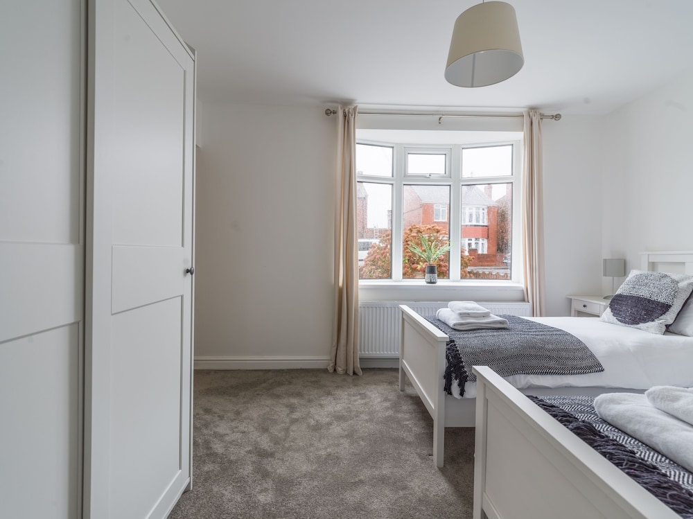 Ord House - 3 Bedroom Bungalow Stakeford view 3