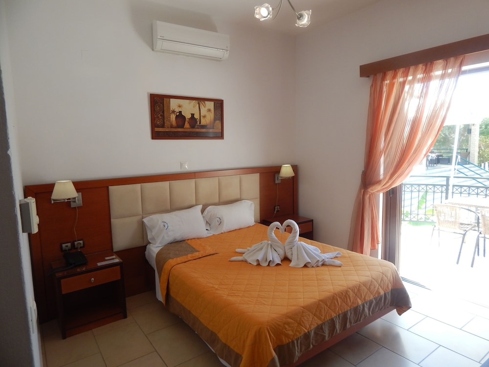 Kaloni village apartments