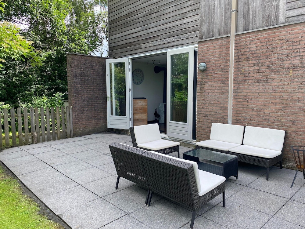 Holiday Home in Grou Near Frisian Lakes view 2