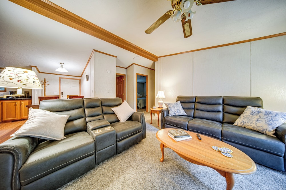 1 Mi to Lake Access: Erie Home w/ Private Backyard