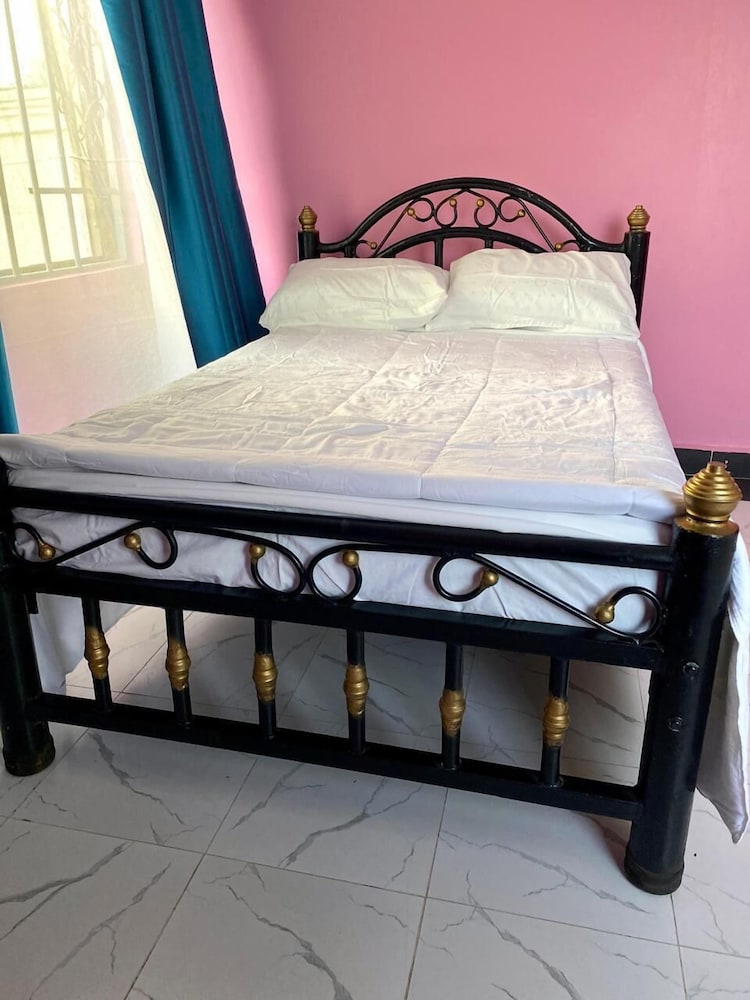 Abhi El Mara Suites Rongo