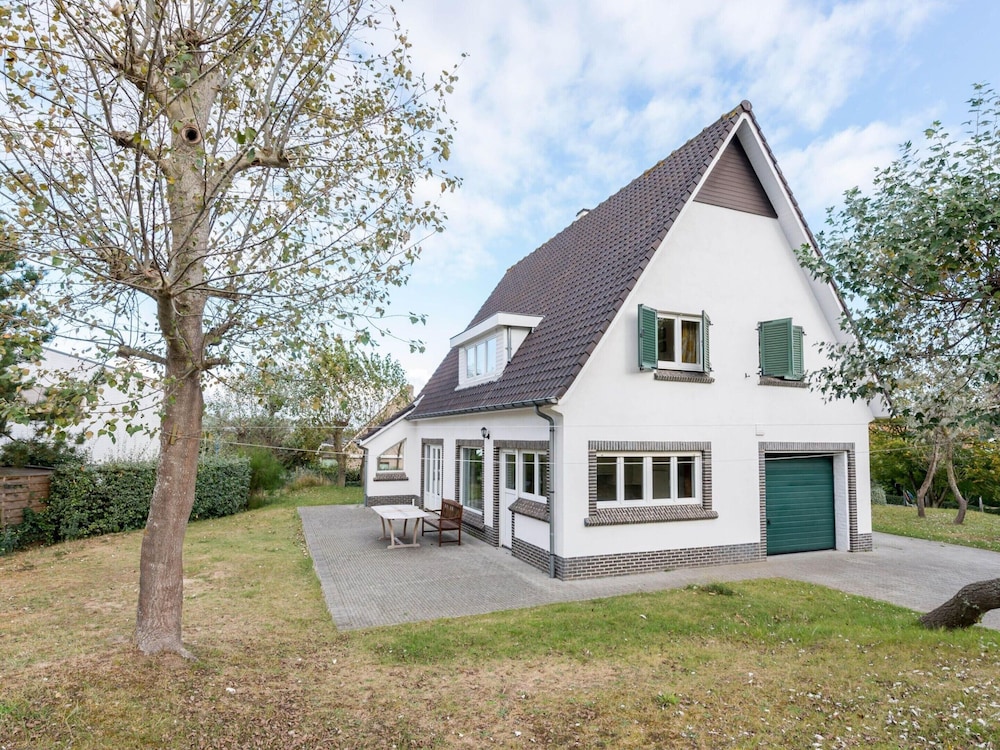 House Near De Hoge Blekker Dunes