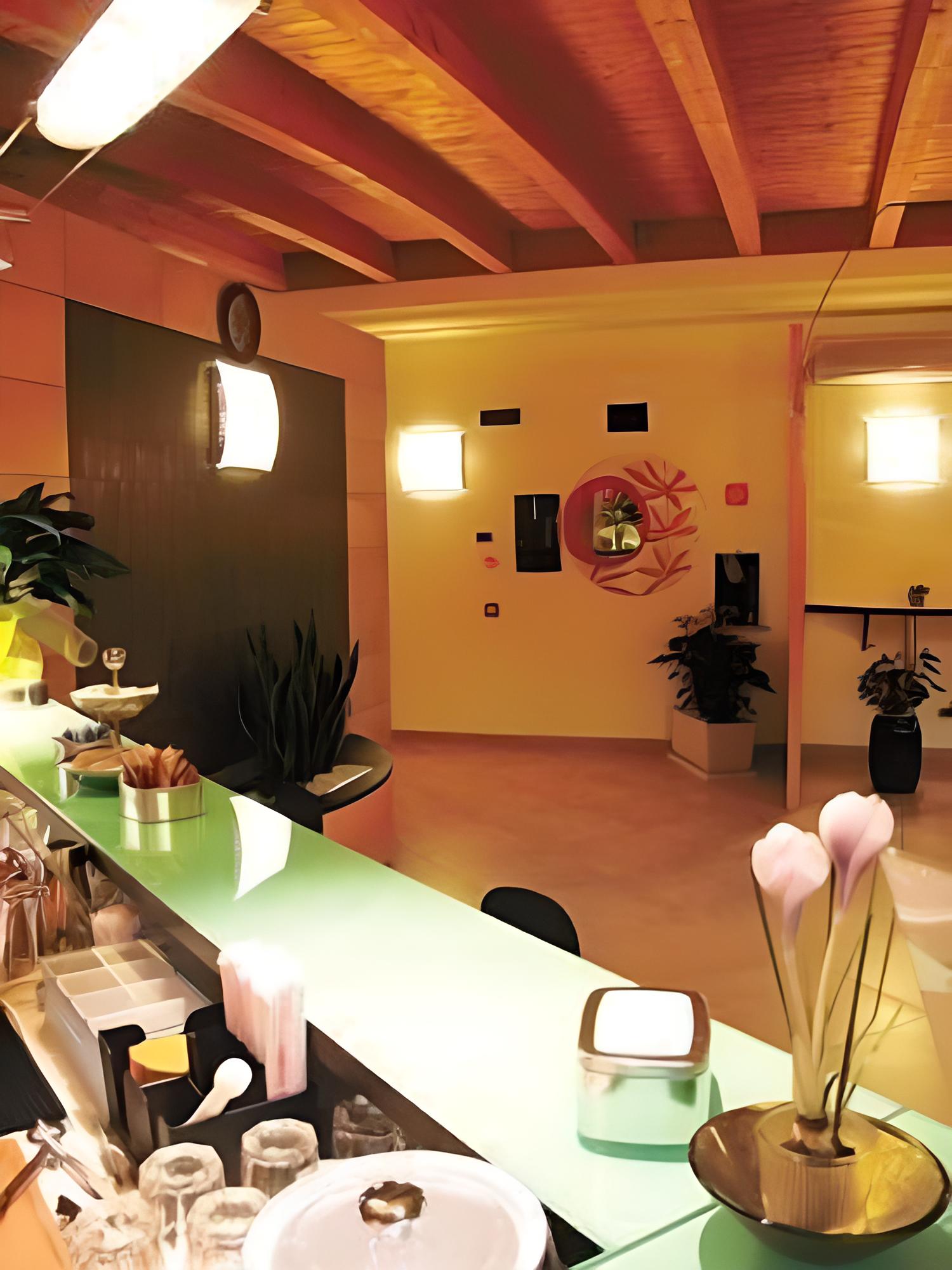 Marc Hotel photo 2
