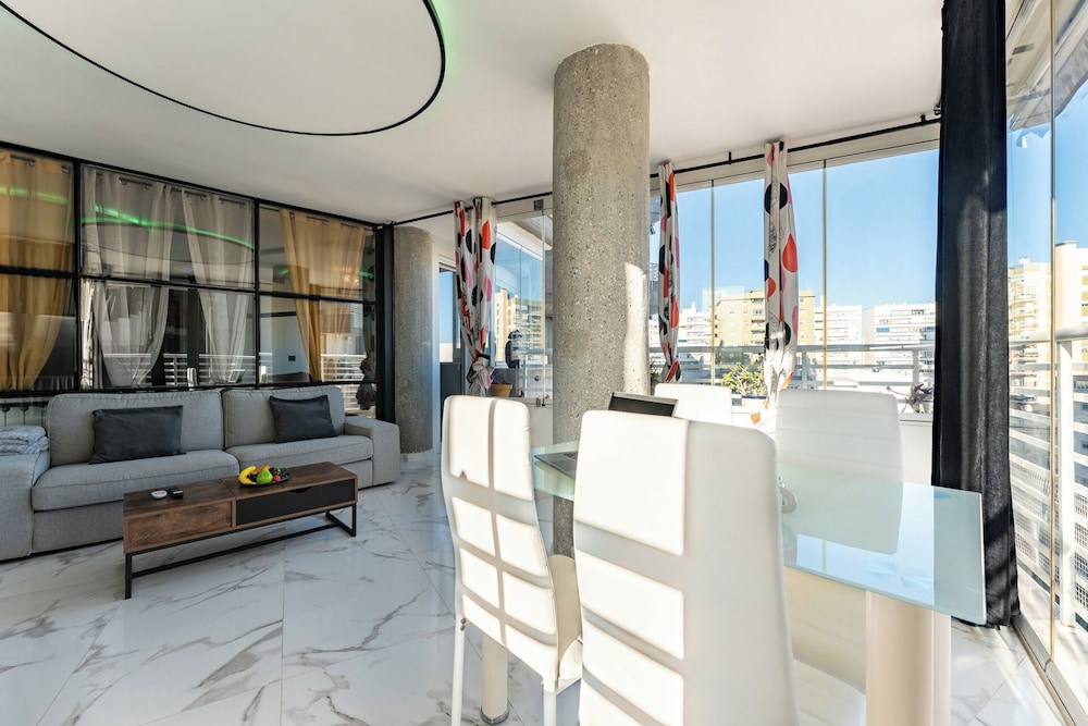 CT 352 - Torremolinos City Towers 1 photo 5