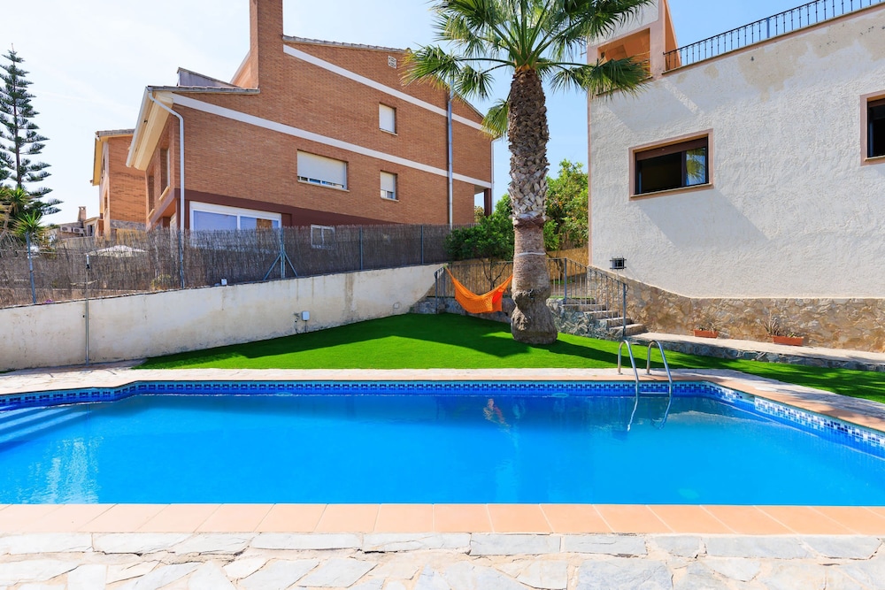 Brisa by Unik Tarragona