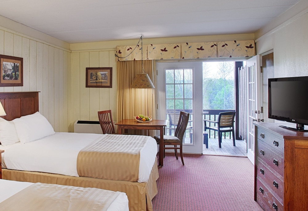 Salt Fork Lodge and Conference Center