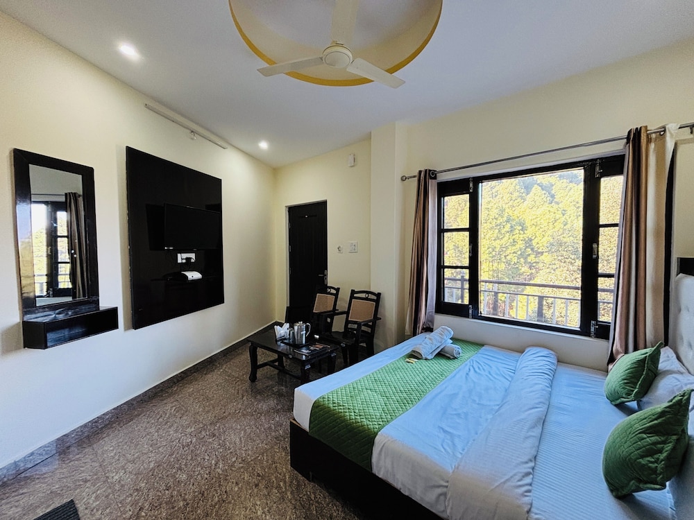 Hotel Homely Abode