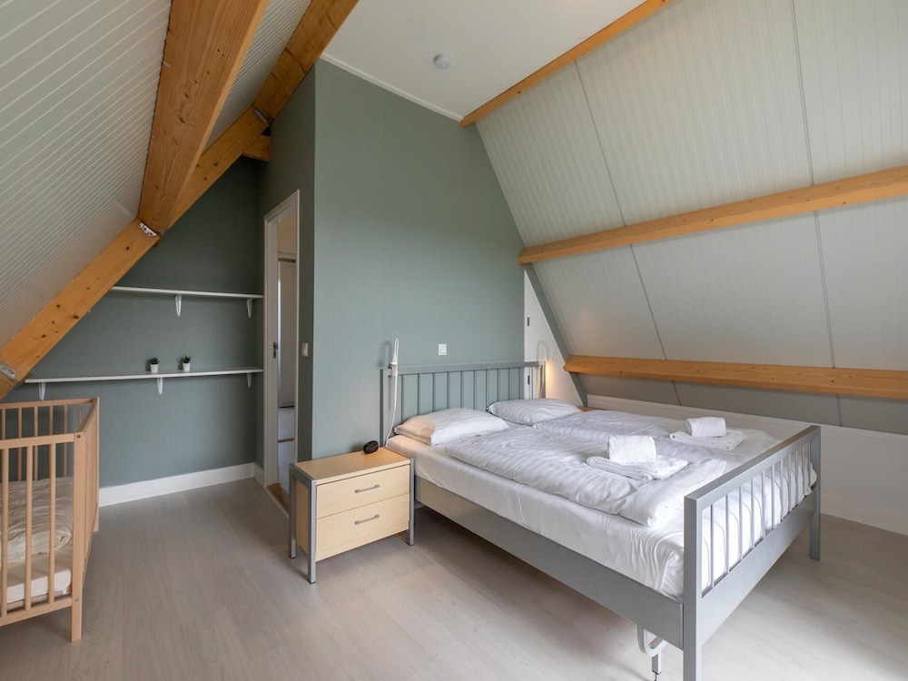 Holiday Home in Renesse Near Seabeach view 5