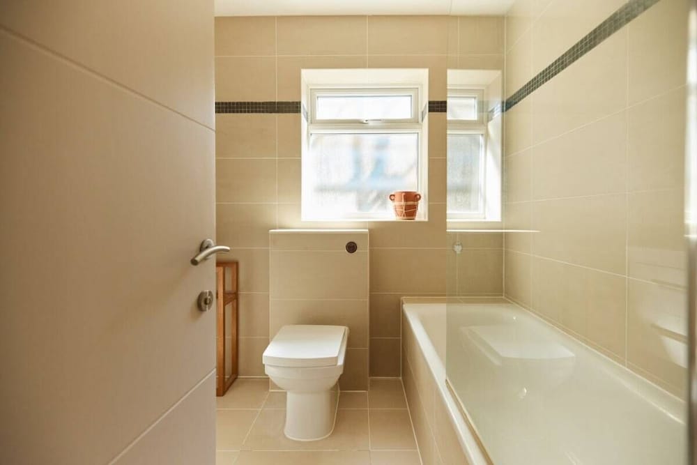 The Kilburn Crib - Stunning 3bdr Flat