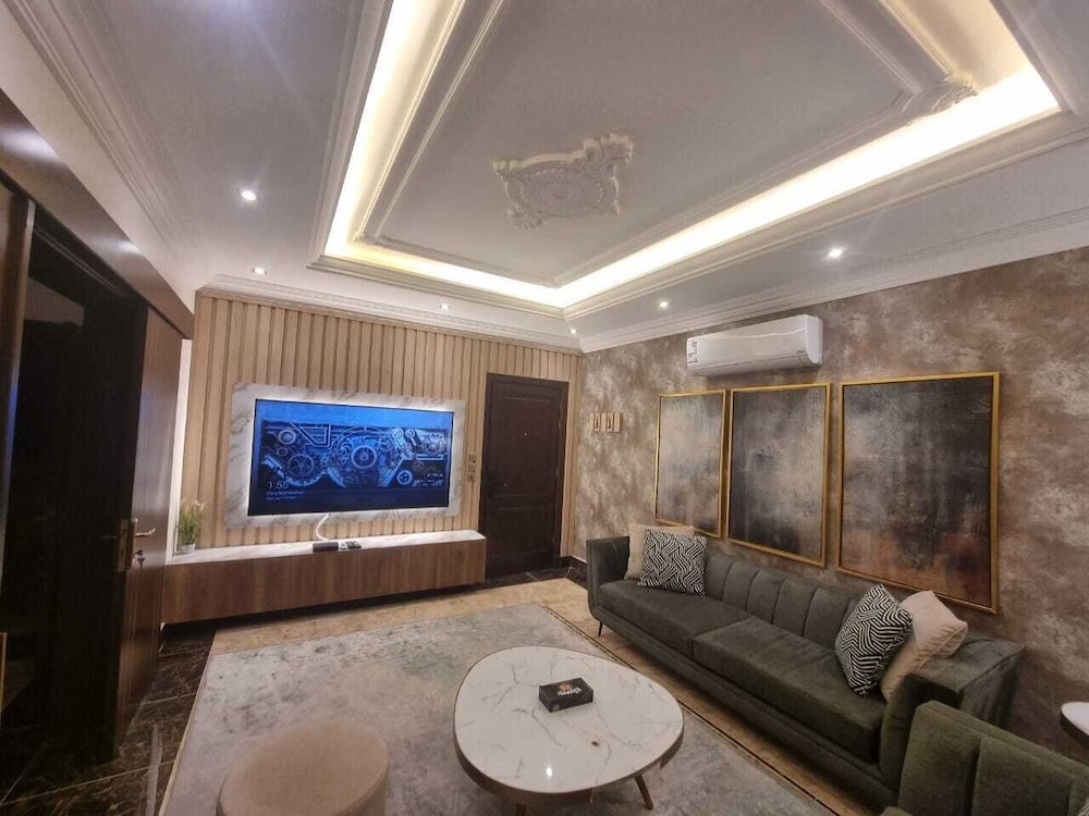 Hometel Khozama Jed