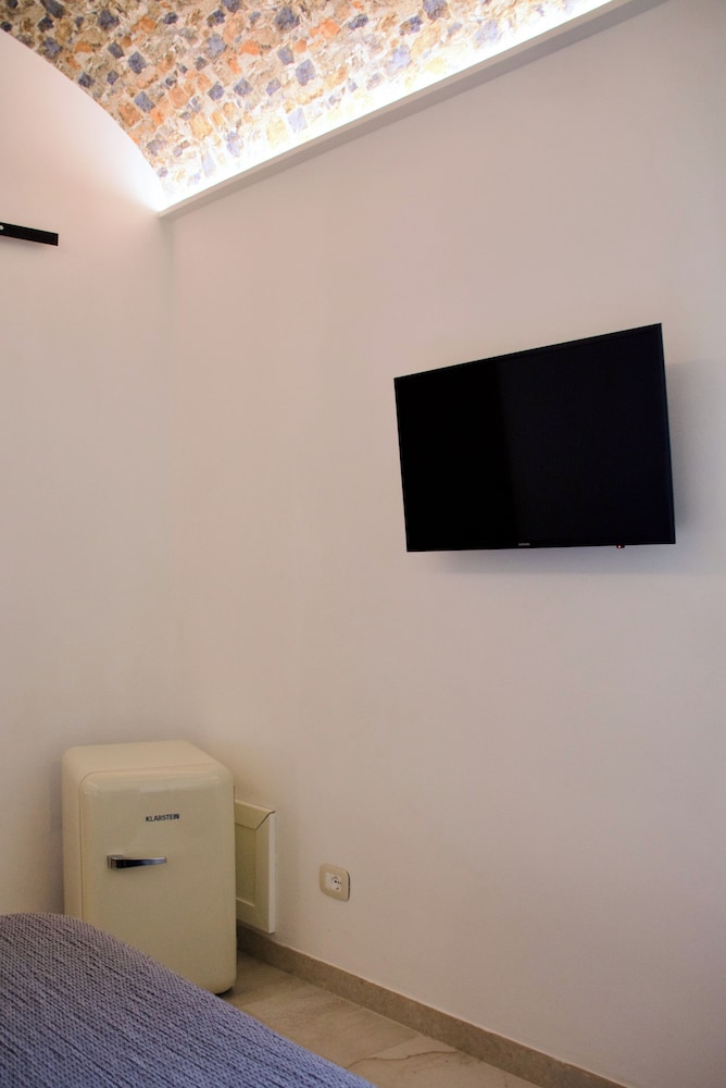 Theater Luxury Apartment