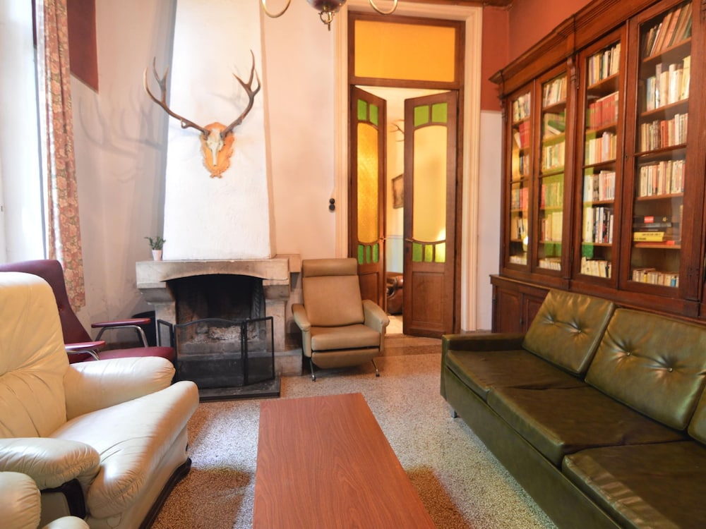 Family Villa in Ferrieres