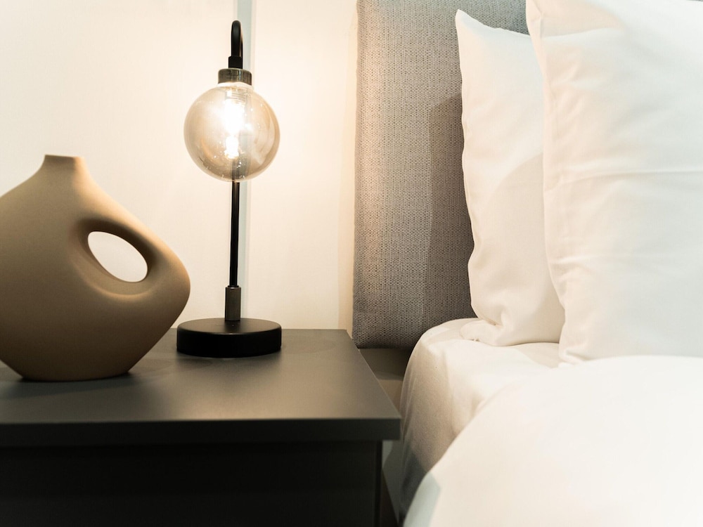 Discover Angel Central Two Bedroom by Belvilla