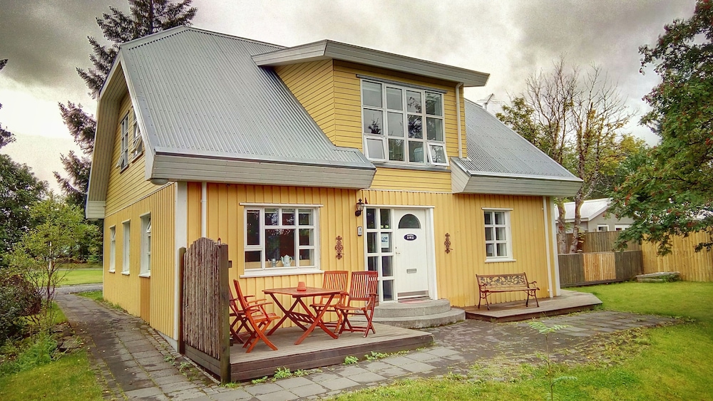 Birta Guesthouse