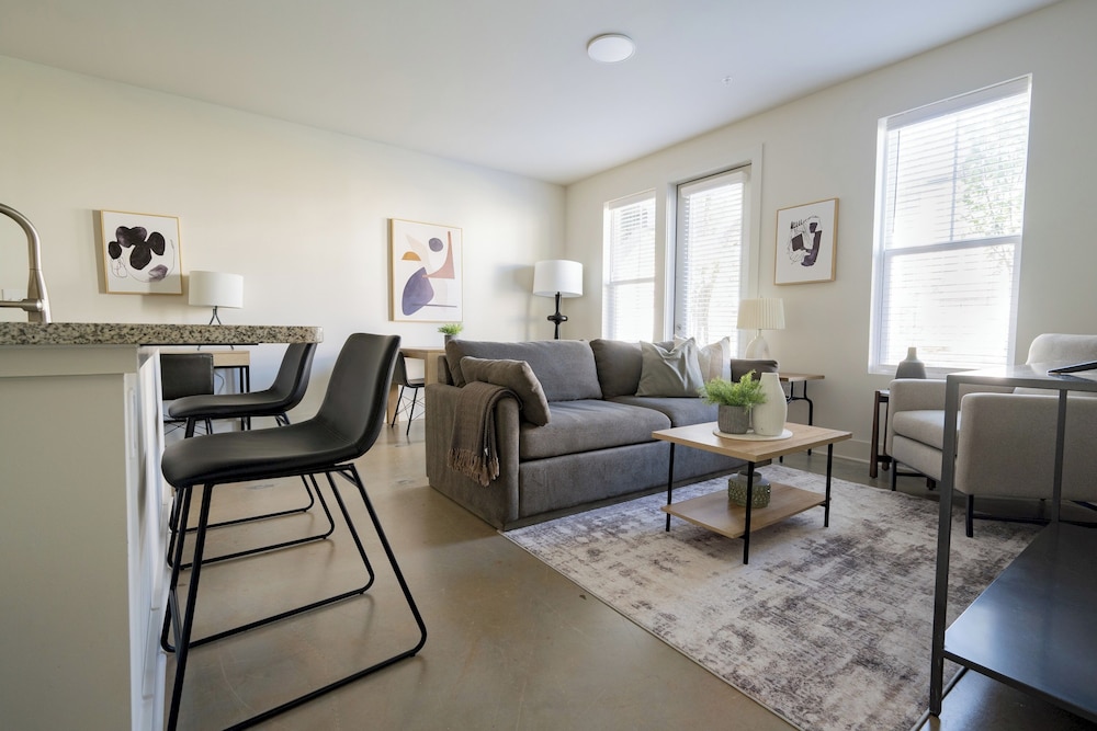 Landing Furnished Apartments - Northwest Charlotte