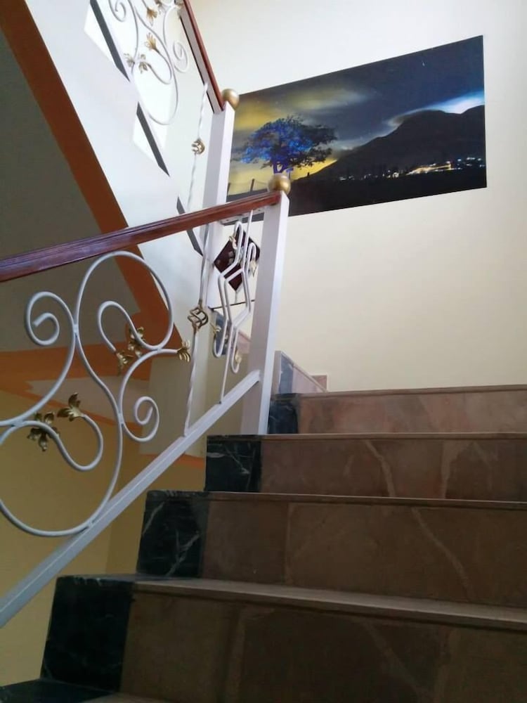Hostal Otavalos Inn-Hostel