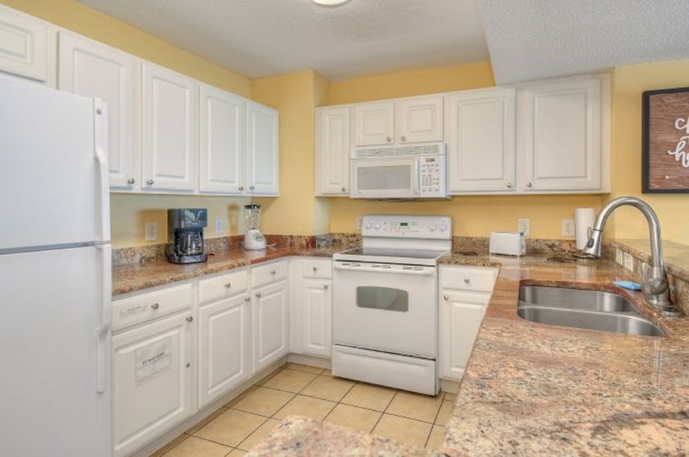 Grand Atlantic by Elliott Beach Rentals