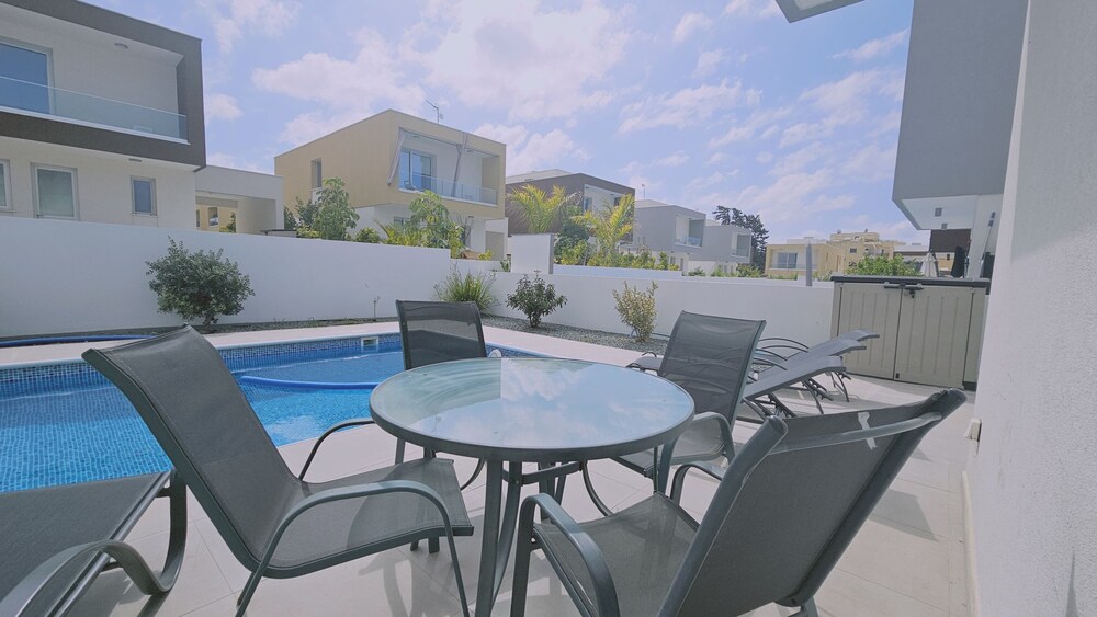 Stay Villa Jasmine in Paphos