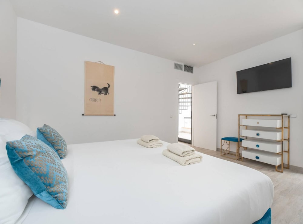 Villa Sa Marinada Modern Villa With Pool for 8 People
