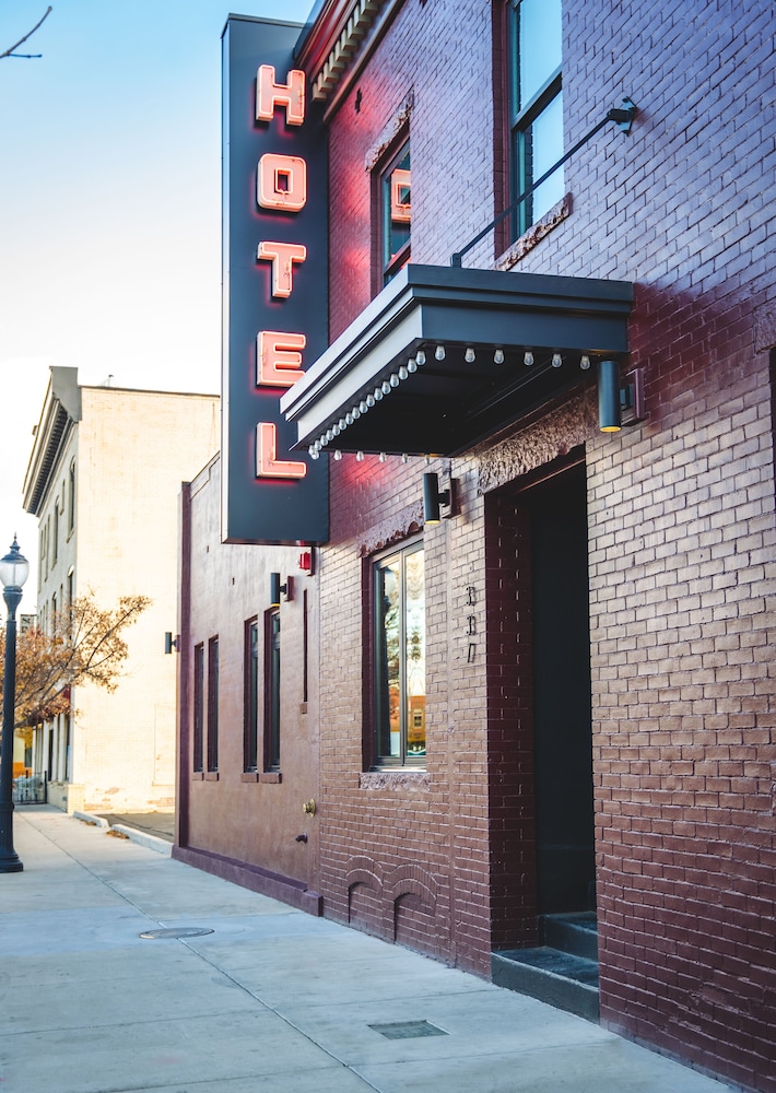 The Hotel Melrose