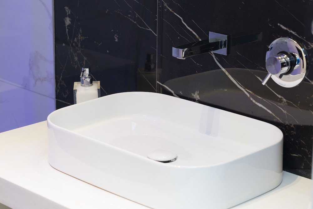 Tritone 125