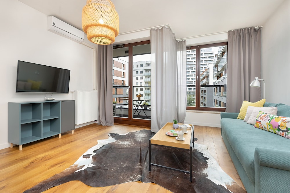 Apartment Siedmiogrodzka Wola by Renters view 3