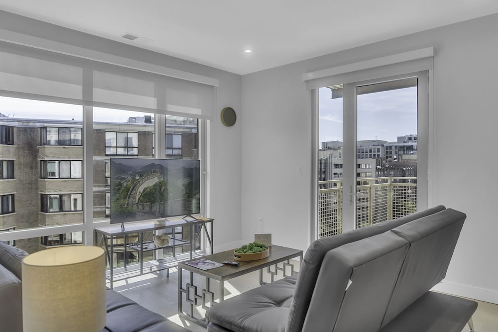 2br Furnished Apartment Near Dupont Circle 2 Bedroom Apts photo 3