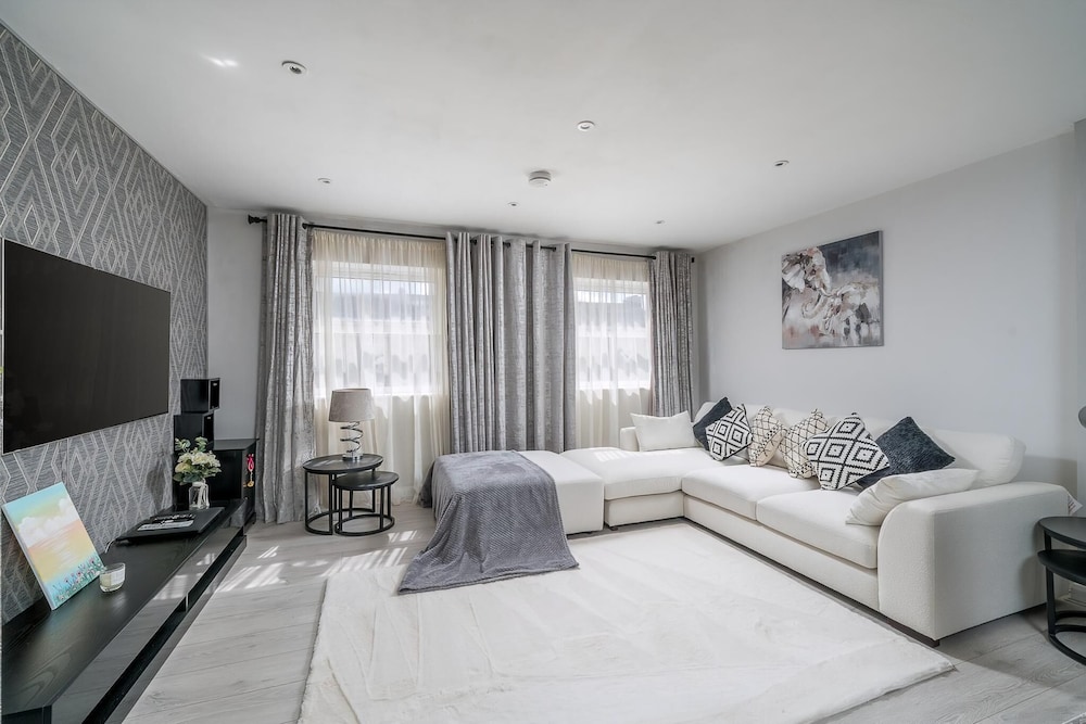 Modern South Wimbledon Stay