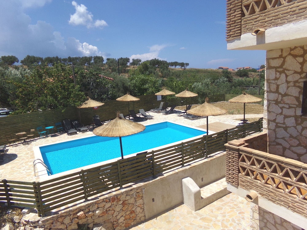 Alegria Villas