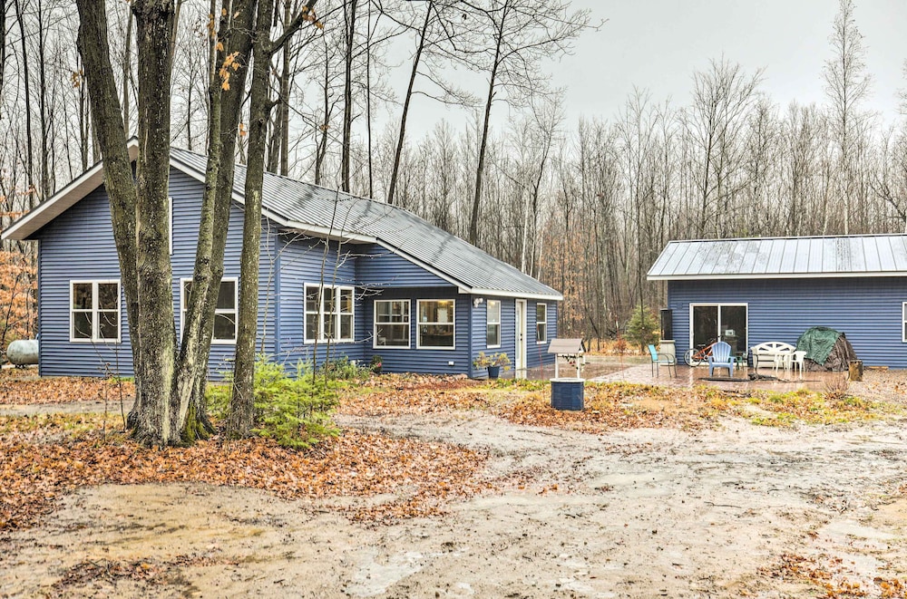 Welcoming Townsend Cabin: Hike, Fish & Relax! view 4