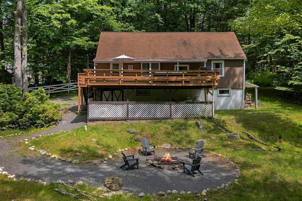 Sasa by Avantstay Deck Fire Pit Near Lake